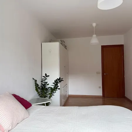 Cal Sere, Casa Grande Con Jardin En Entorno Natural Holiday home
