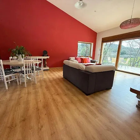 Holiday home Cal Sere, Casa Grande Con Jardin En Entorno Natural Montblanc