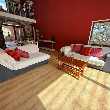 Cal Sere, Casa Grande Con Jardin En Entorno Natural * Montblanc