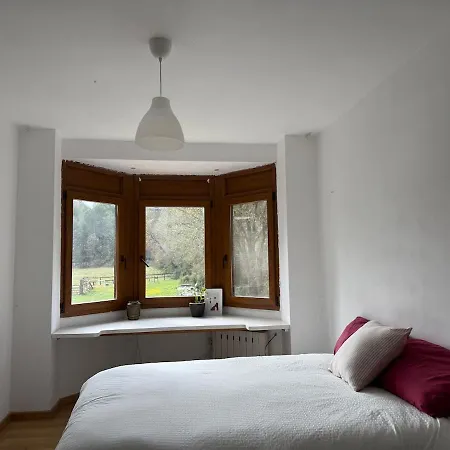Holiday home Cal Sere, Casa Grande Con Jardin En Entorno Natural *