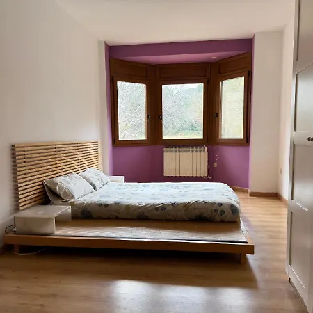 Cal Sere, Casa Grande Con Jardin En Entorno Natural *